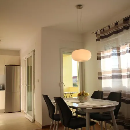 Apartment Mario