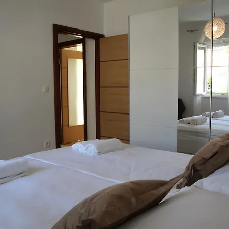 Apartment Mario Podstrana
